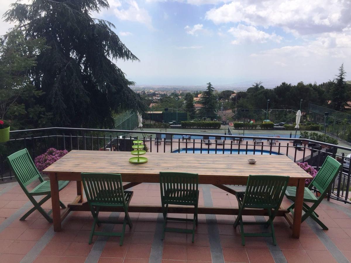 Etna Hut Bed & Breakfast นีโกโลซี ภายนอก รูปภาพ